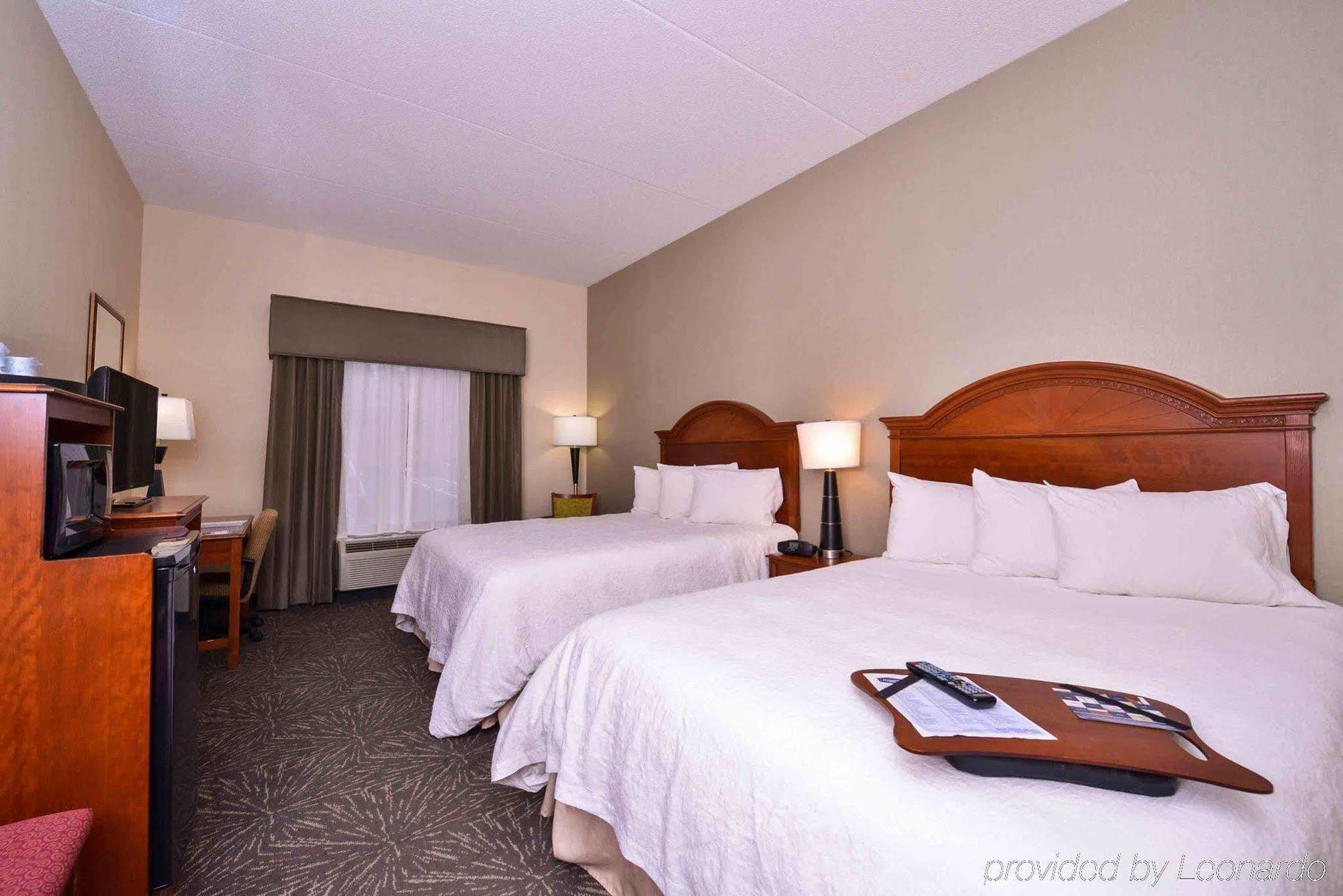 Hampton - Jim Thorpe 3*